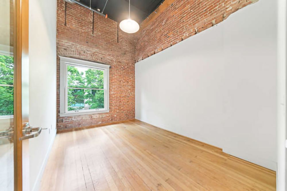 Downtown Portland Restaurant Lease Opportunity: 5 NW 5th Ave, Portland, OR 97209